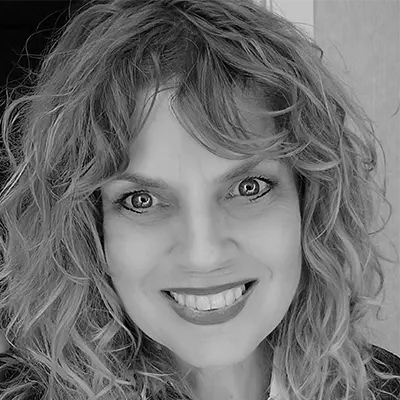 Picture of Deborah Cally